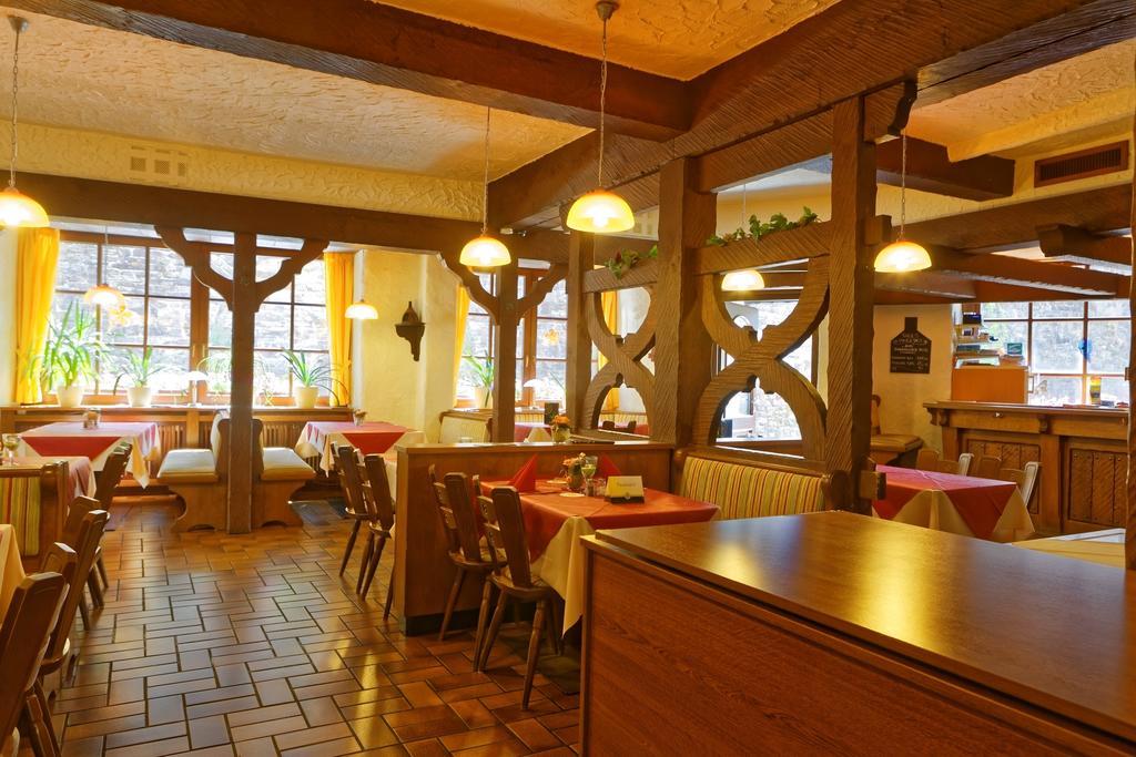 Moselstern Hotel Zum Guten Onkel Bruttig-Fankel Exterior foto